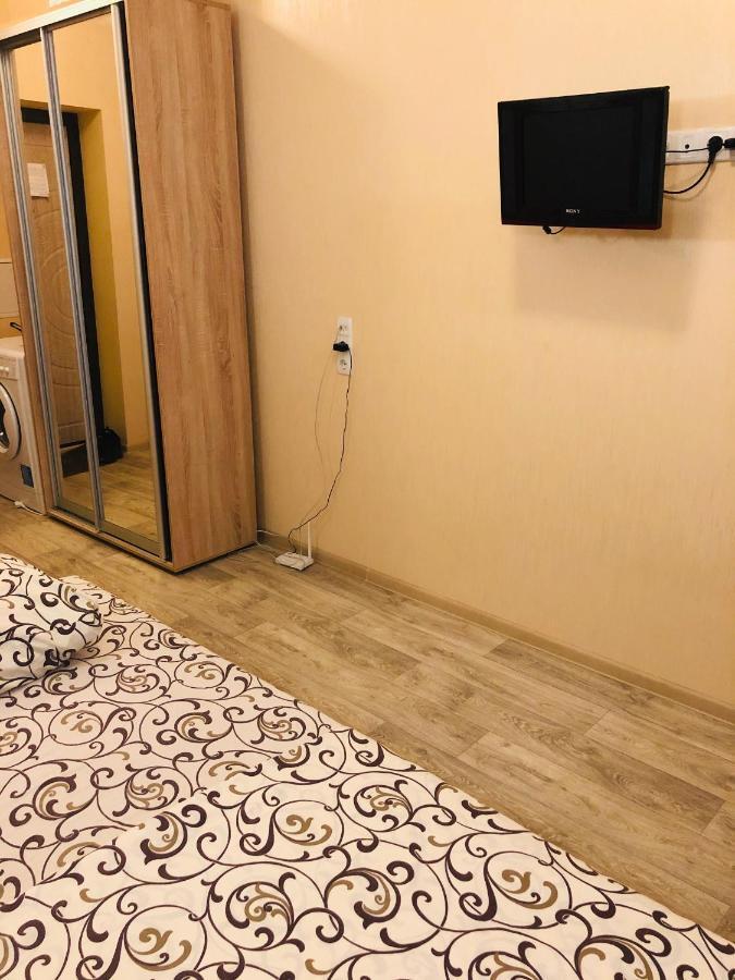 Comfortable Apartment Near Metro Harkiv Exterior foto